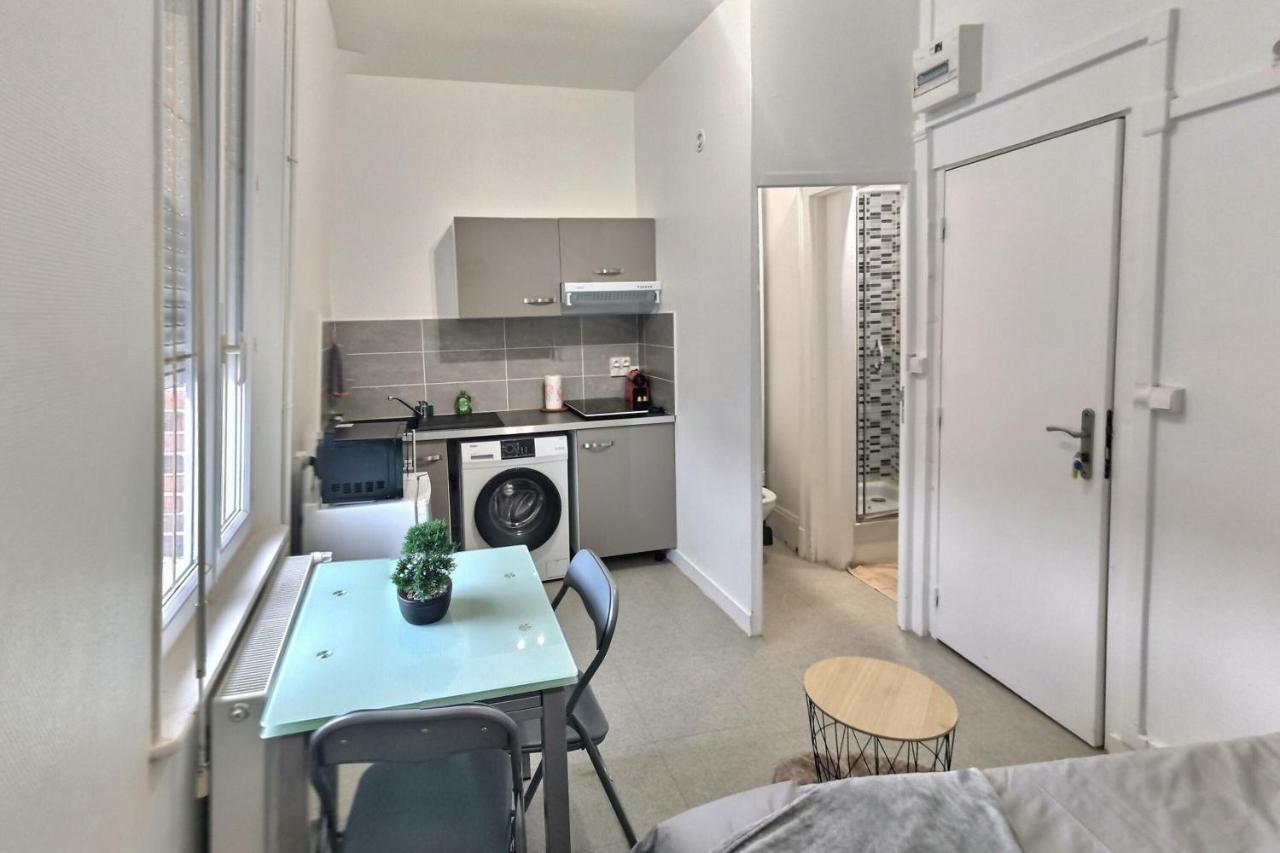 Superbe Studio 3 Face Gare Évreux Esterno foto